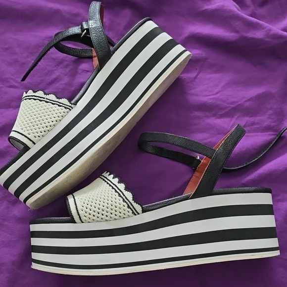 Kate Spade Platform Sandals - Picture 2 of 5